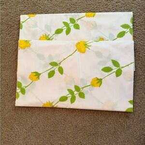 Set of 2 vintage 70s Yellow Rose Christian Dior double/full flat sheets